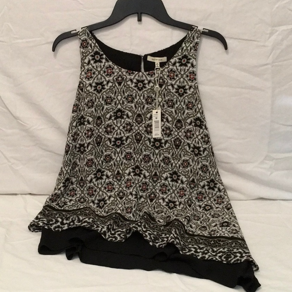 NWT MAX STUDIO Sleeveless Blouse